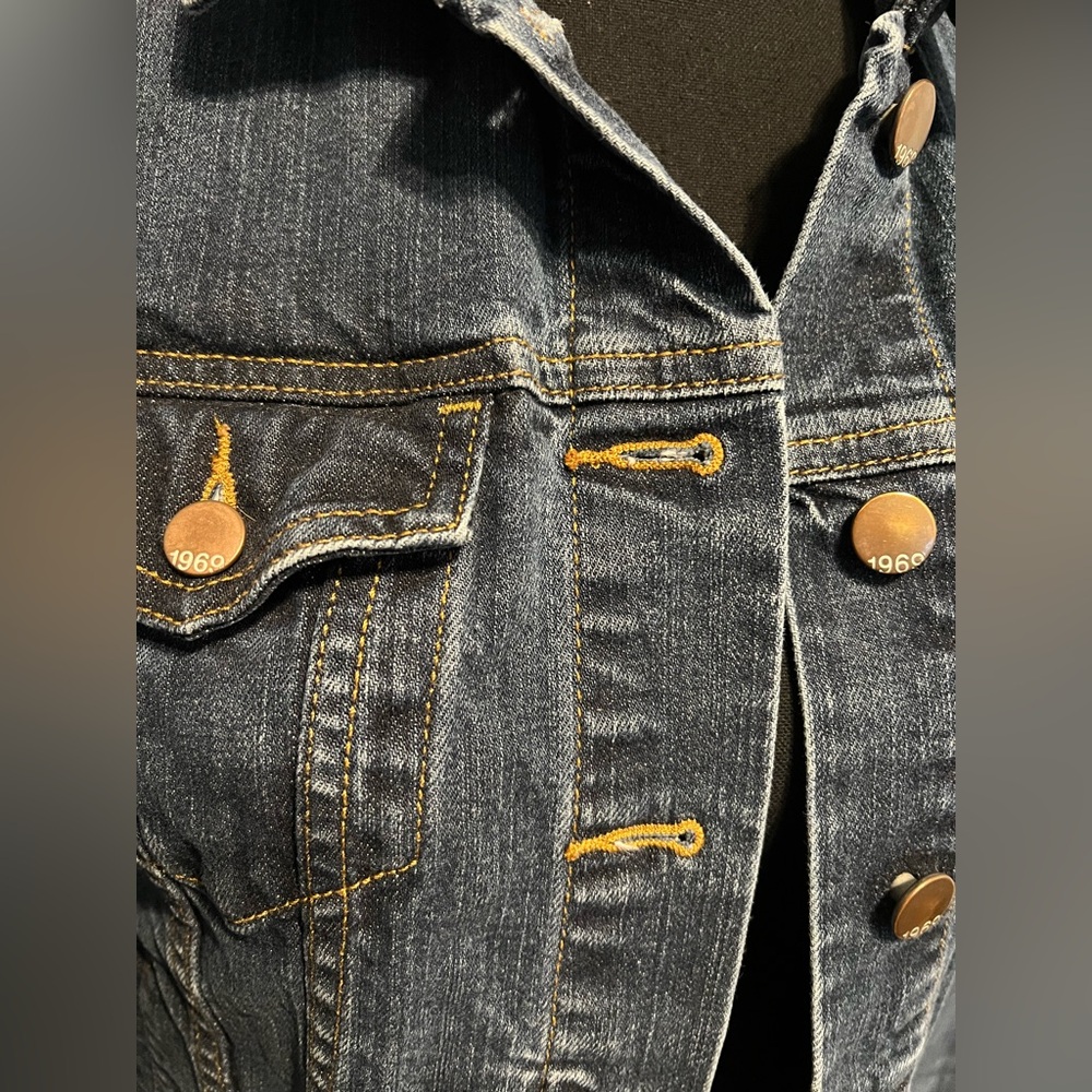 GAP 1969 Blue Dark Wash Denim Jacket XS EUC - Picture 3 of 6